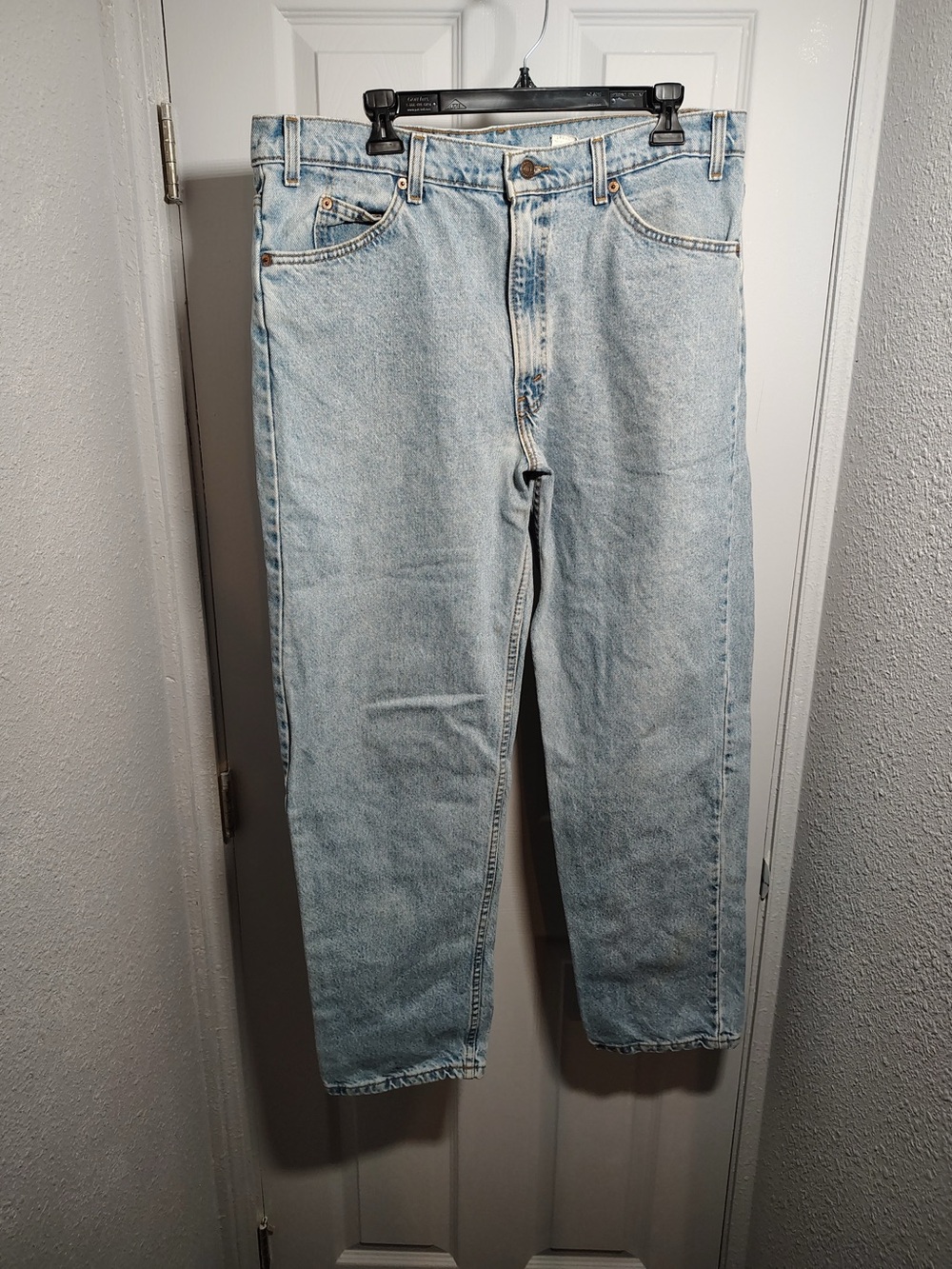 Levi's Light Wash Men’s Relaxed Denim Jeans